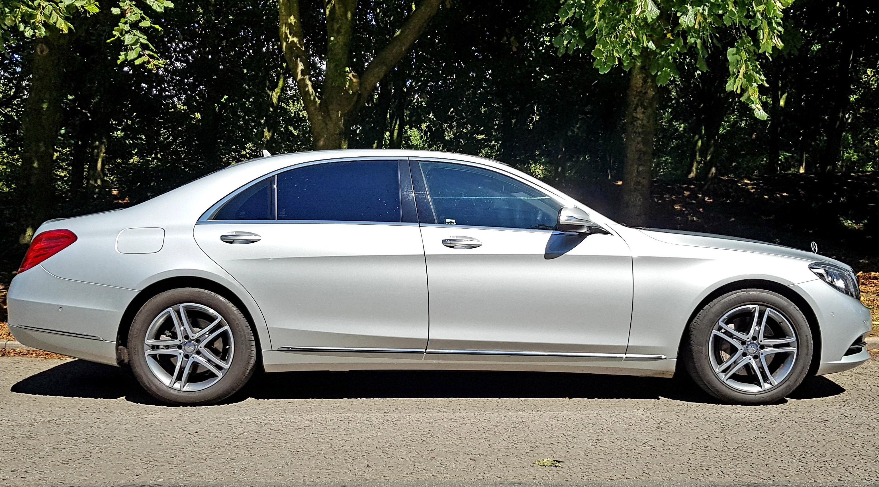 Silver LWB Mercedes S-Class